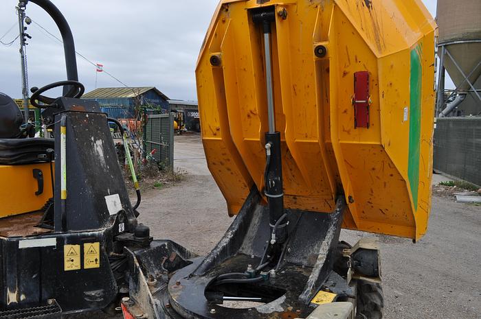 Used 2015 JCB 3T SWIVEL DUMPER