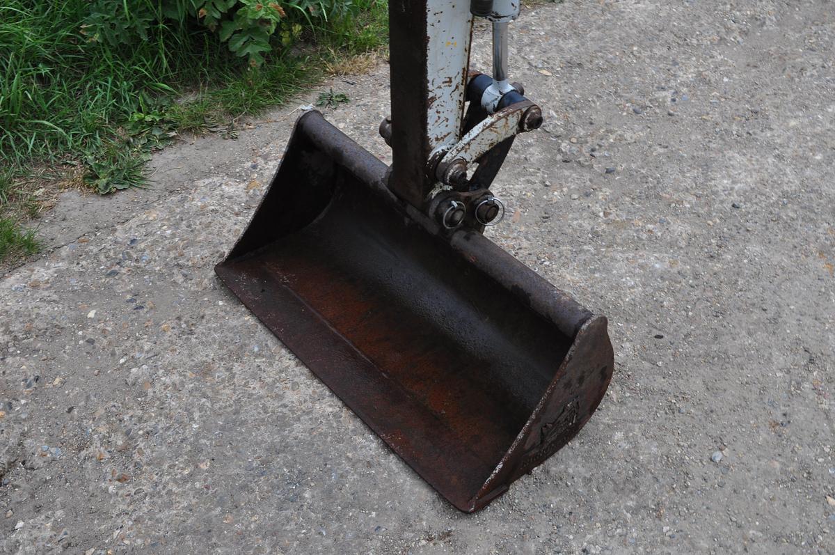 Used 2017 TAKEUCHI TB210R