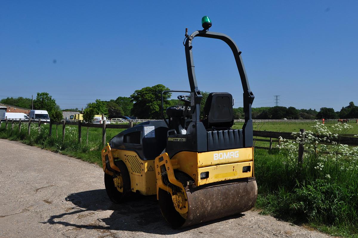 Used 2005 BOMAG BW120-AD4