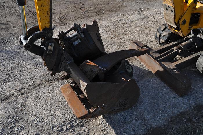 Used 2015 JCB 8014 CTS