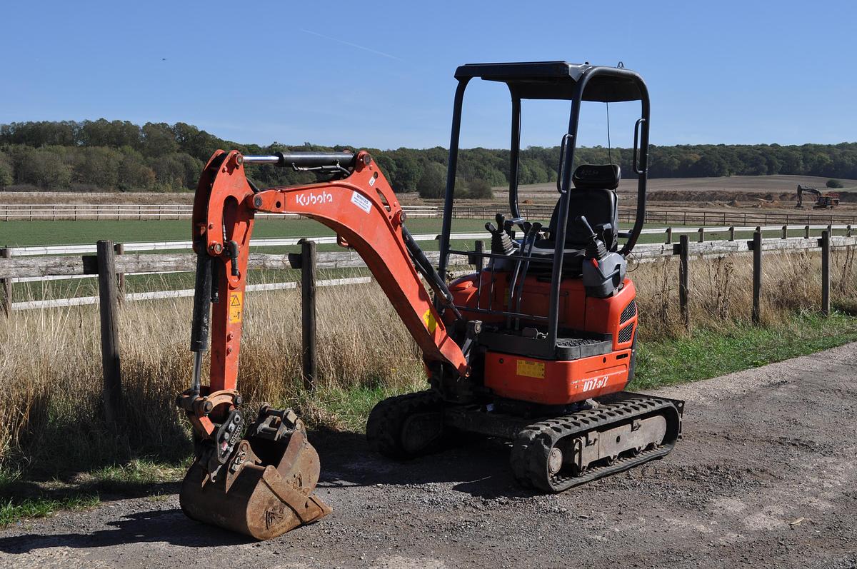 Used KUBOTA U17-3a
