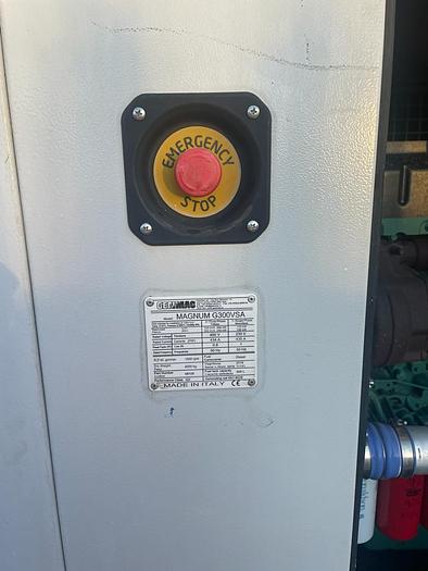 Used 2016 VOLVO G300VSA