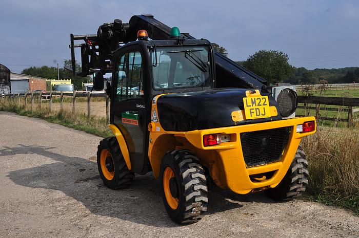 Used JCB 520-40