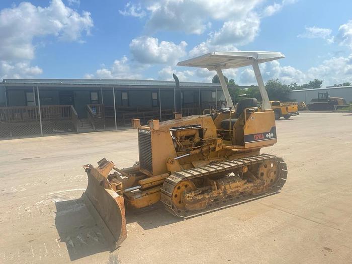 Used KOMATSU D20A-6