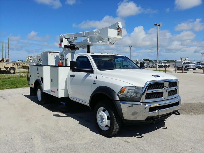 Used Versalift SST-40-EIH Telescopic Articulating Boom on 2014 Ram W5500 4x4 Reg Cab Utility Truck - 86383