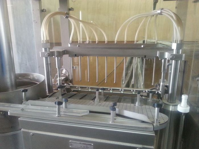 Used Bosch / Bausch & Strobel AMPOULE / VIAL FILLING LINE