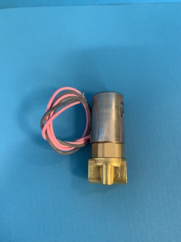 Used SMC Solenoid Valve VDW21-5G-2
