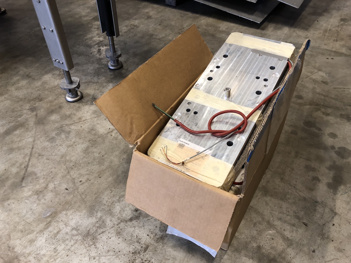 Used Multivac T800 high speed MAP traysealer