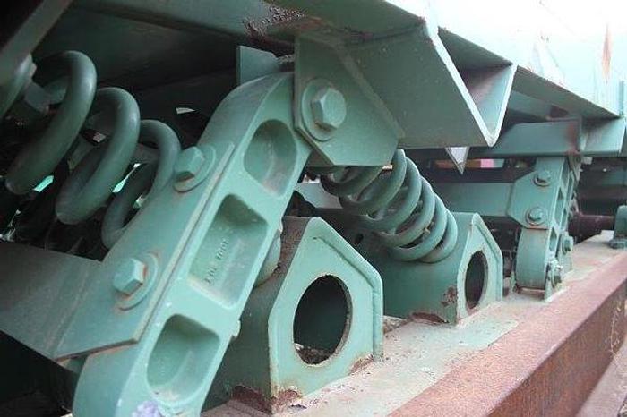 Used 32" x 47' Edem Balanced Vibrating Conveyor