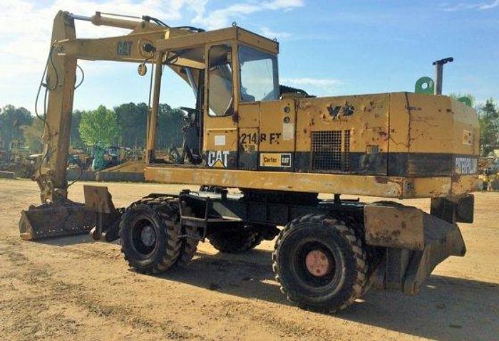 1994 CATERPILLAR 214B FT