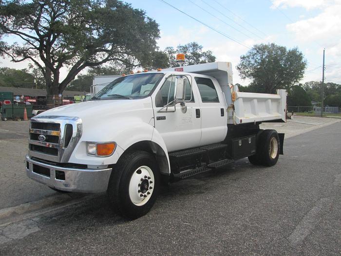 Used 2005 Ford F750 Dump Truck