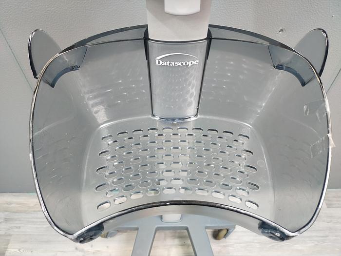 Gebraucht Mindray Datascope Accutorr V Vital Patientenmonitor auf Trolley