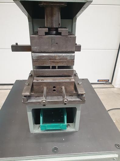 Gebraucht Hydraulische Lochstanze Pressta Eisele Dyno 6 H