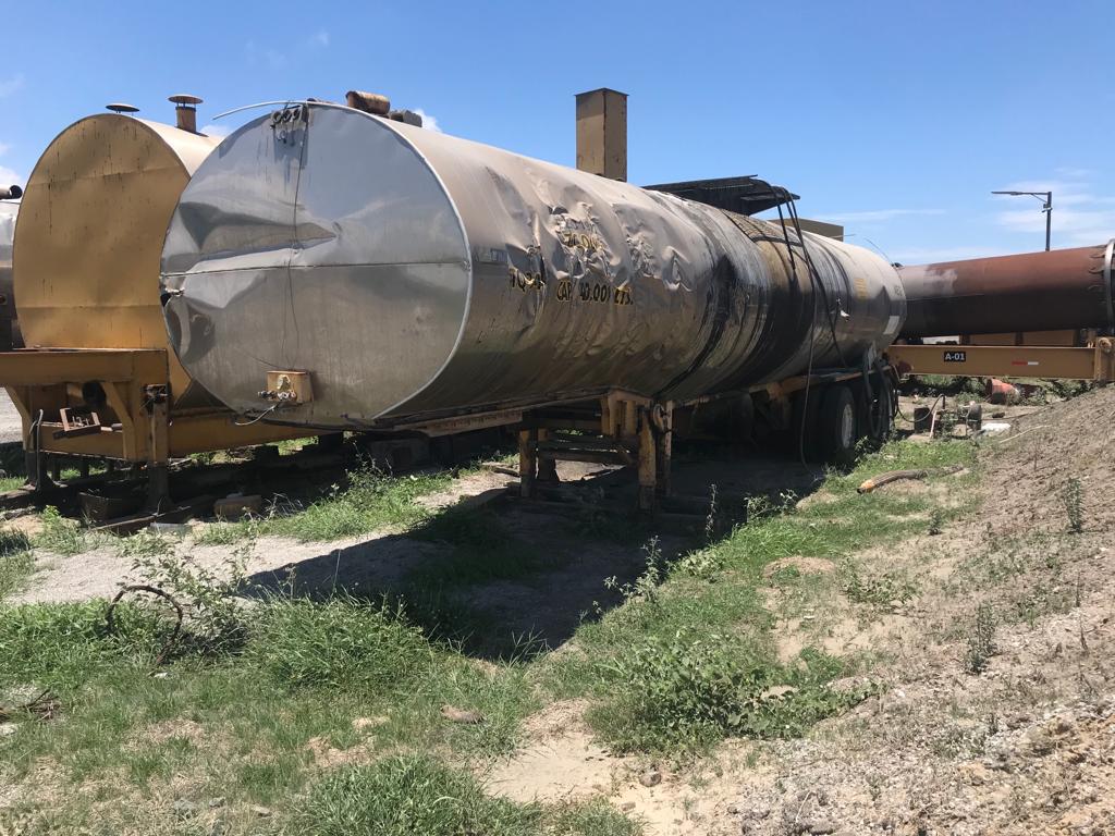 Used 2000 UNKNOWN 10,500 Gallons