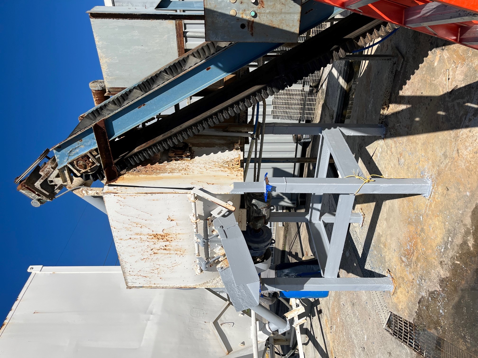 Used 2011 Cart Away  12 Yard