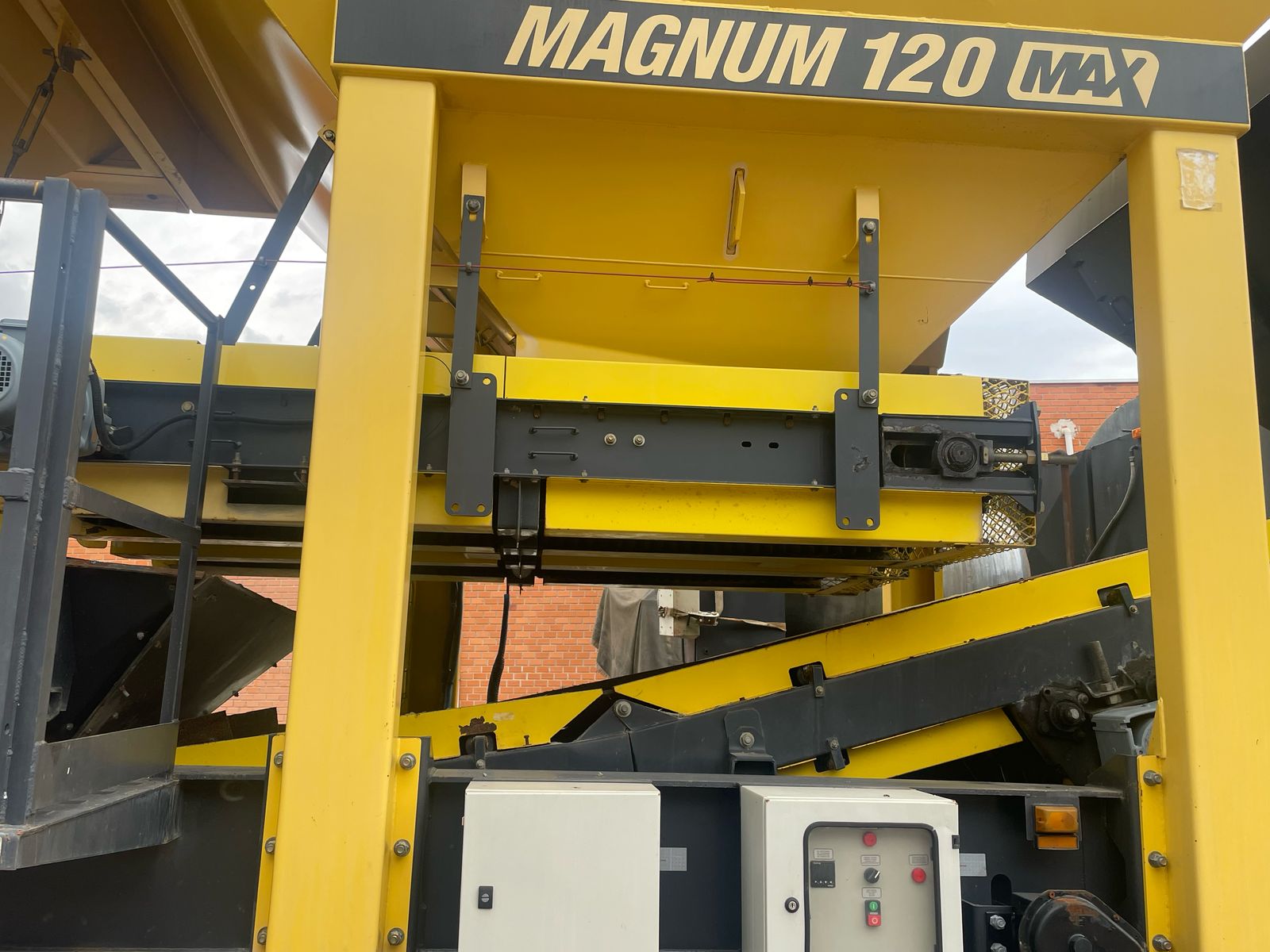Used 2019 Terex Magnum 120