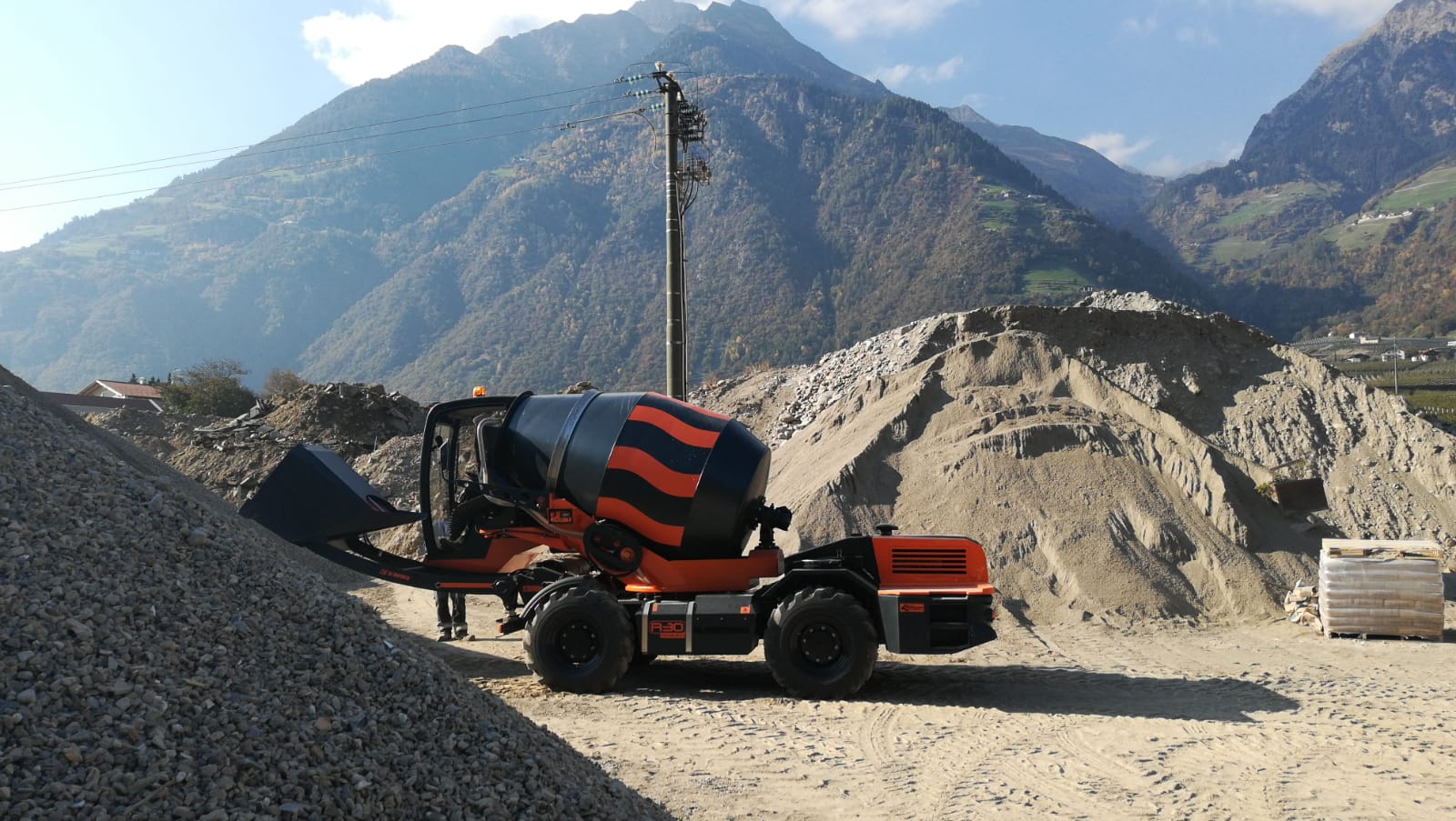 Used 2024 Davino R 30