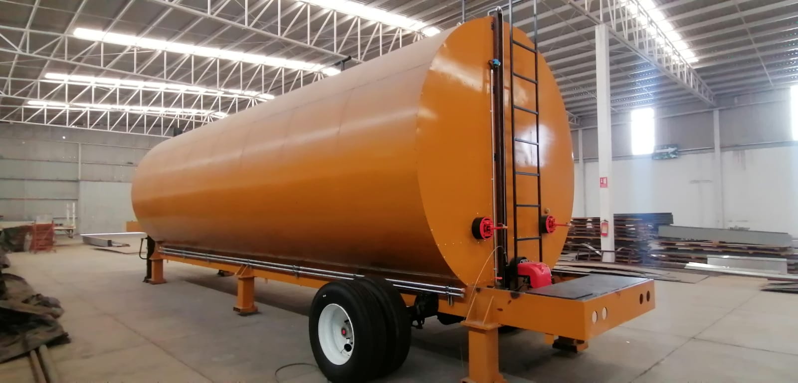Portable 60,000 liter Tank