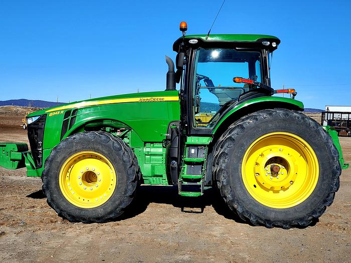Used 2017 John Deere 8345R Tractor w/ IVT + ILS ** 3600 Hrs **