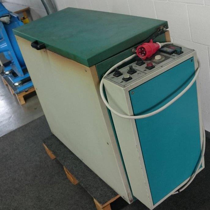 Used Technografica EBO V4 vertical baking oven for printing plates 2000
