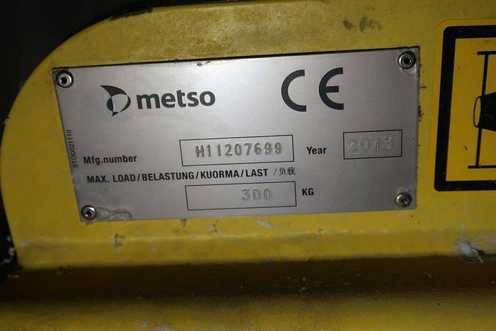 Used METSO C-HOOK SCREEN LIFTING DEVICE