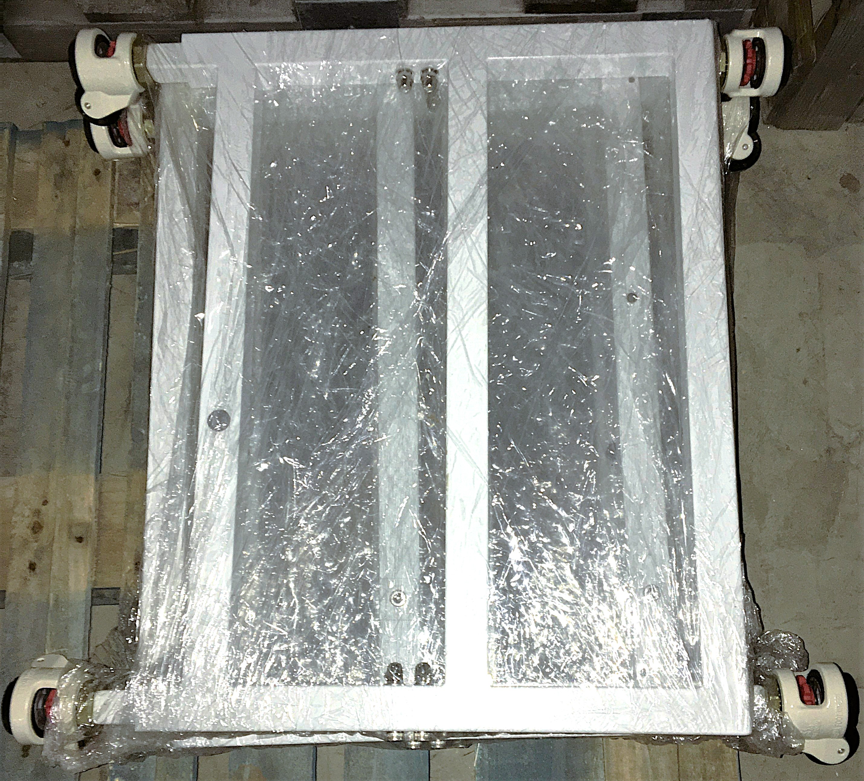 New Custom Base Stand with Castors for Hood