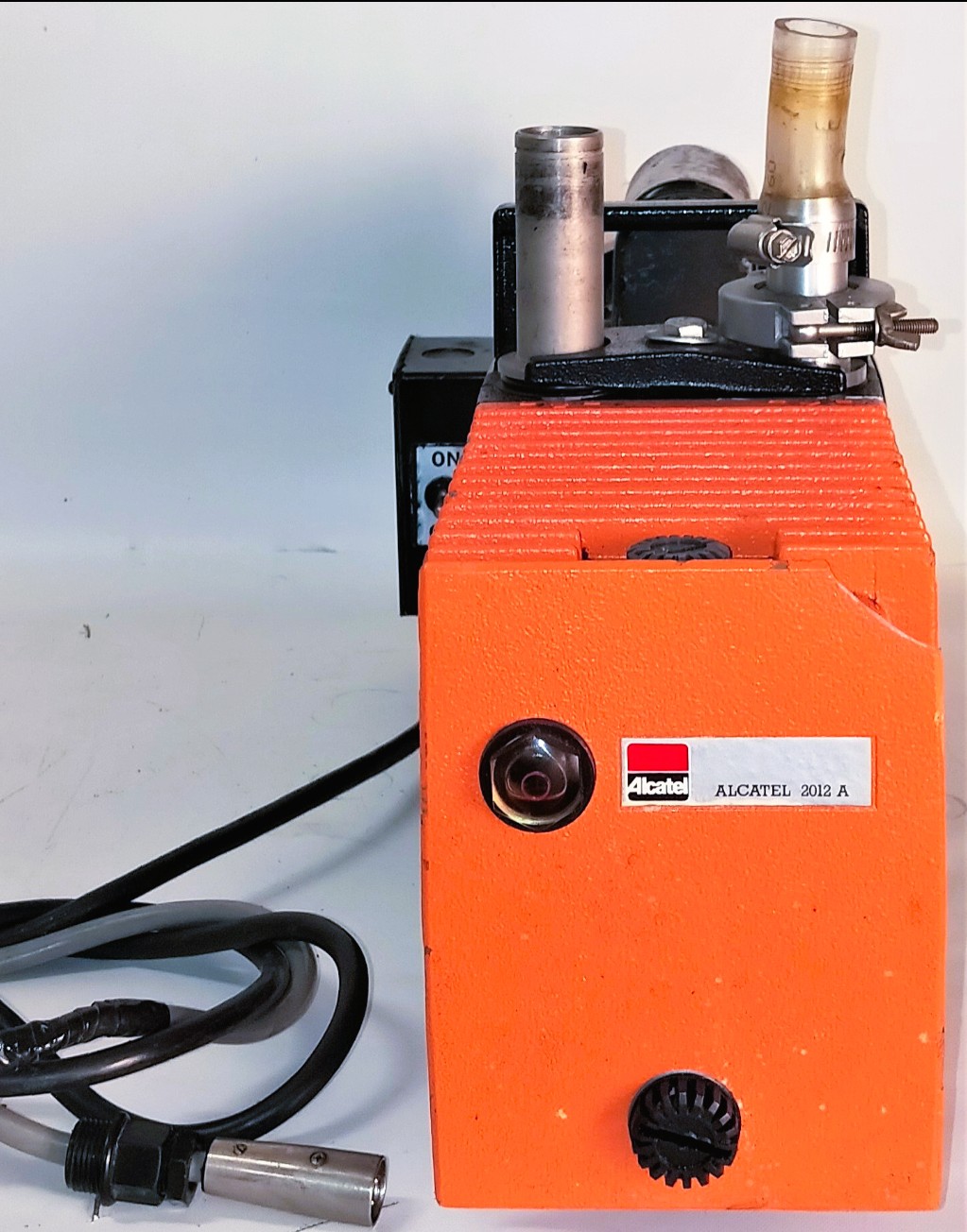 Used Alcatel M2012A Rotary Vacuum Pump (11cfm)