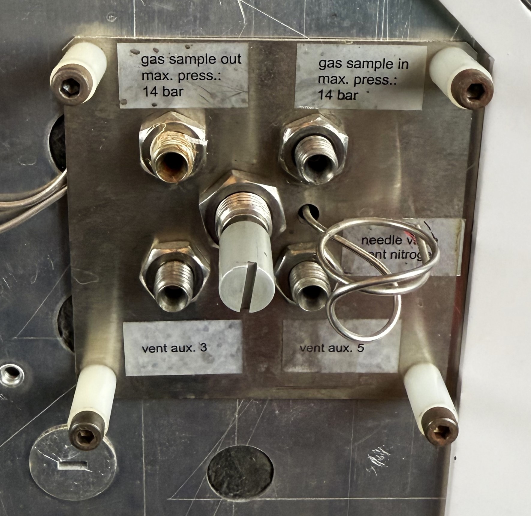 As is Agilent 6890N (G1530N) Network GC System