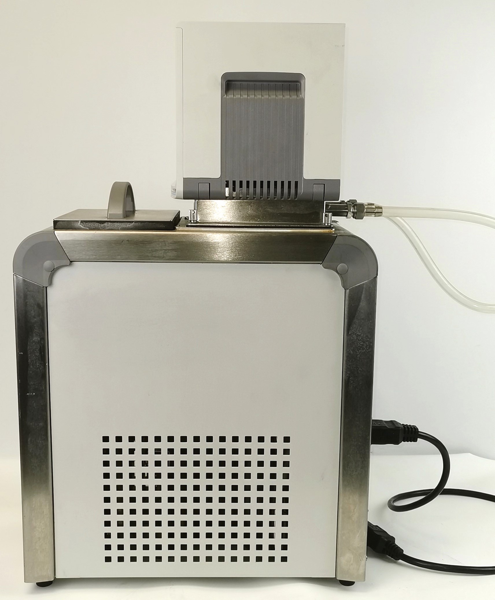 Used ThermoFisher Haake AC150-A10 Refrigerated Bath (6L)