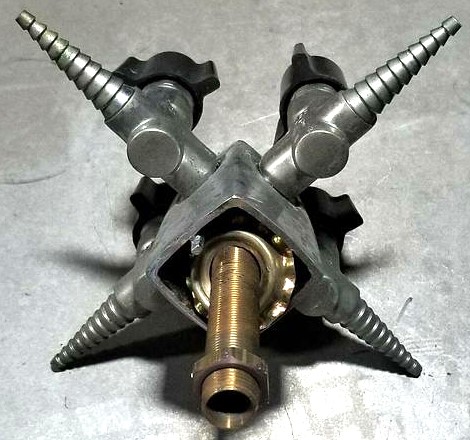 Used Deck-Mounted Turret with 4-Way Lab Gas Ball Valve