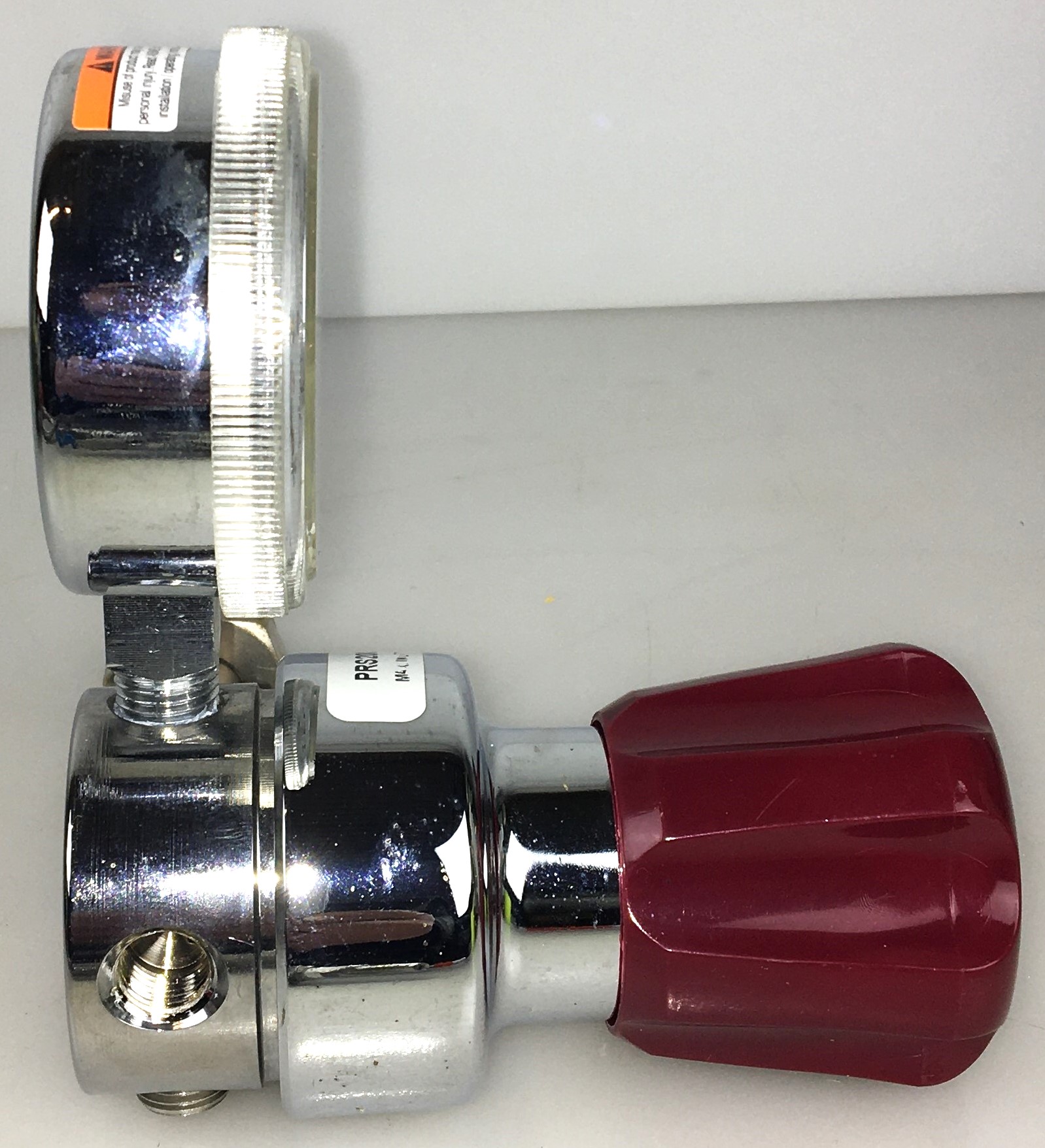 Used Praxair ProStar Platinum PRS20062001 Gas Regulator with Monel Hose (CGA 580)