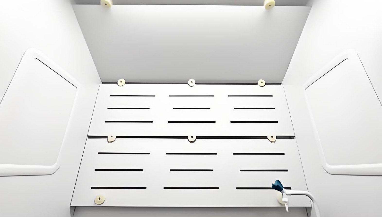 New Winband 4-Ft Fume Hood with Built-In Blower