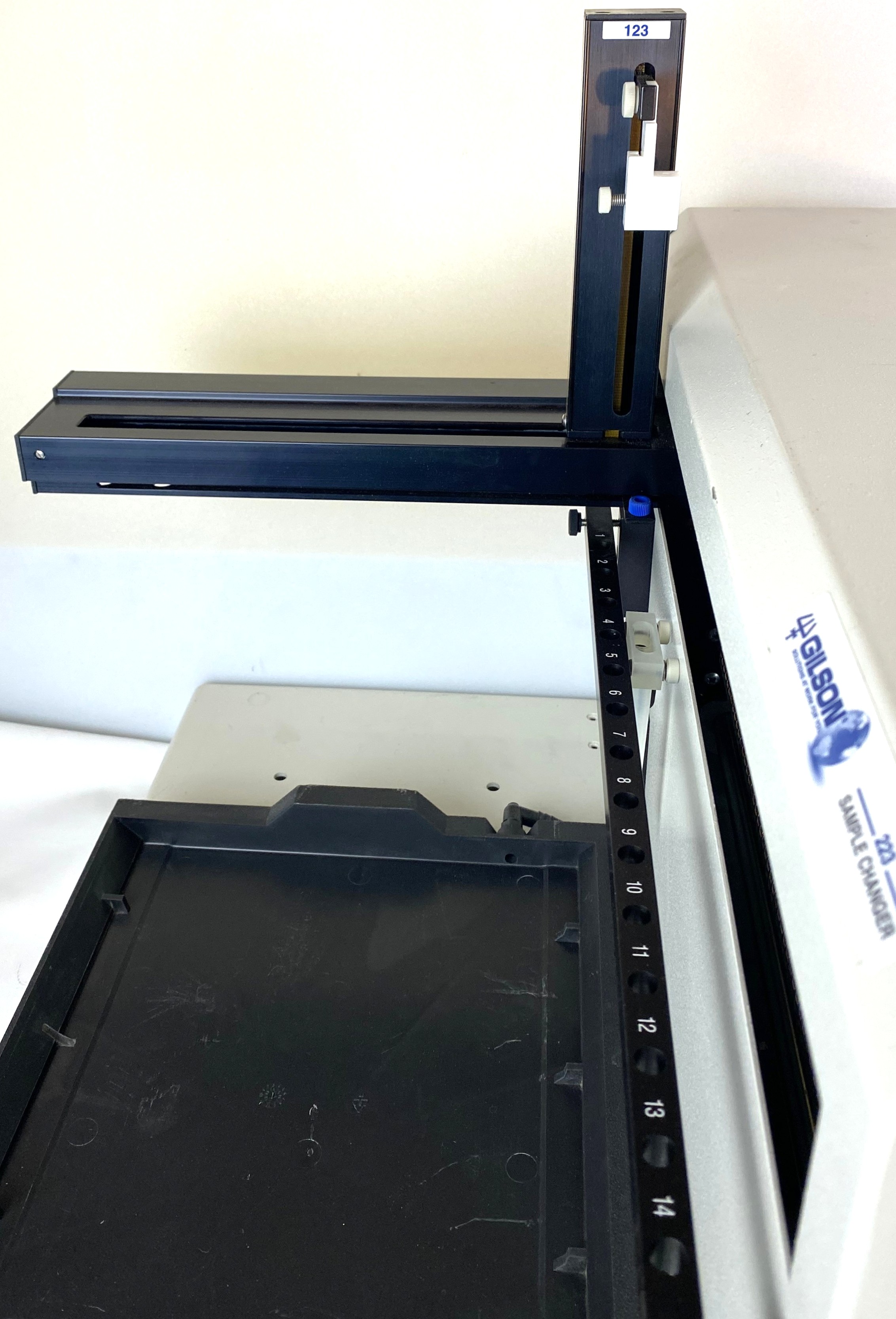 Used Gilson 223 Sample Changer - Autosampler