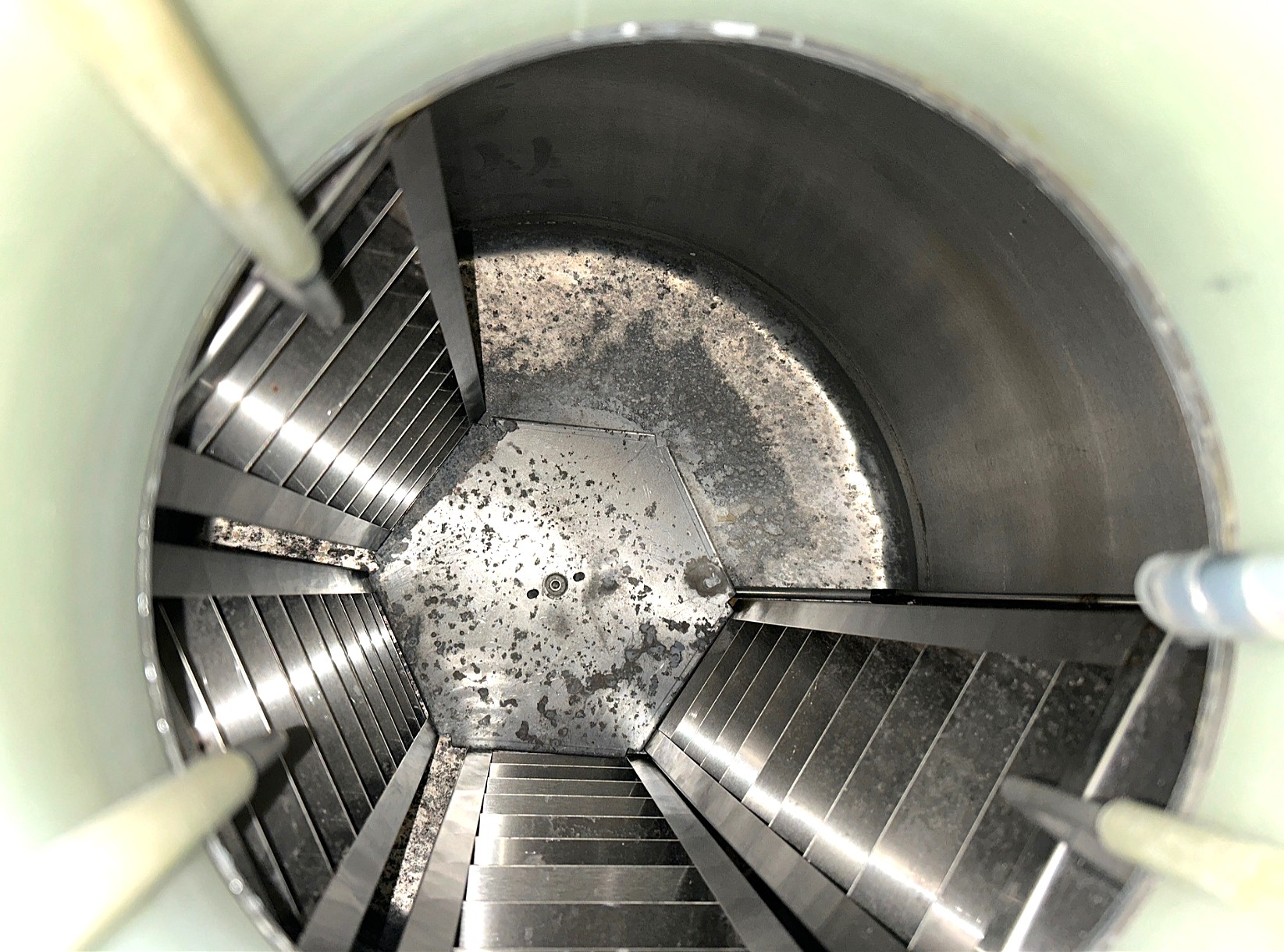 Used VWR CryoPro AFX-PS Autofill Liquid Nitrogen Tank (35L)