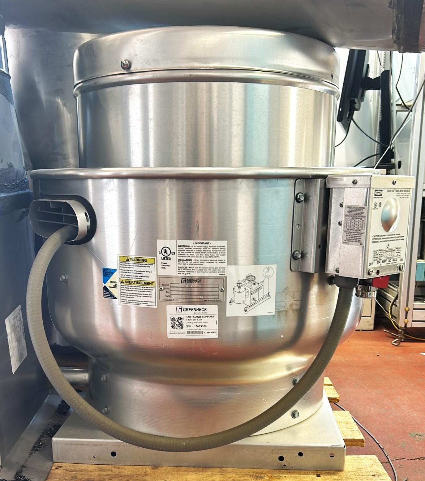 Used Norlab 15BA-F 4-Ft Fume Hood with Work Surface and Exhaust Fan