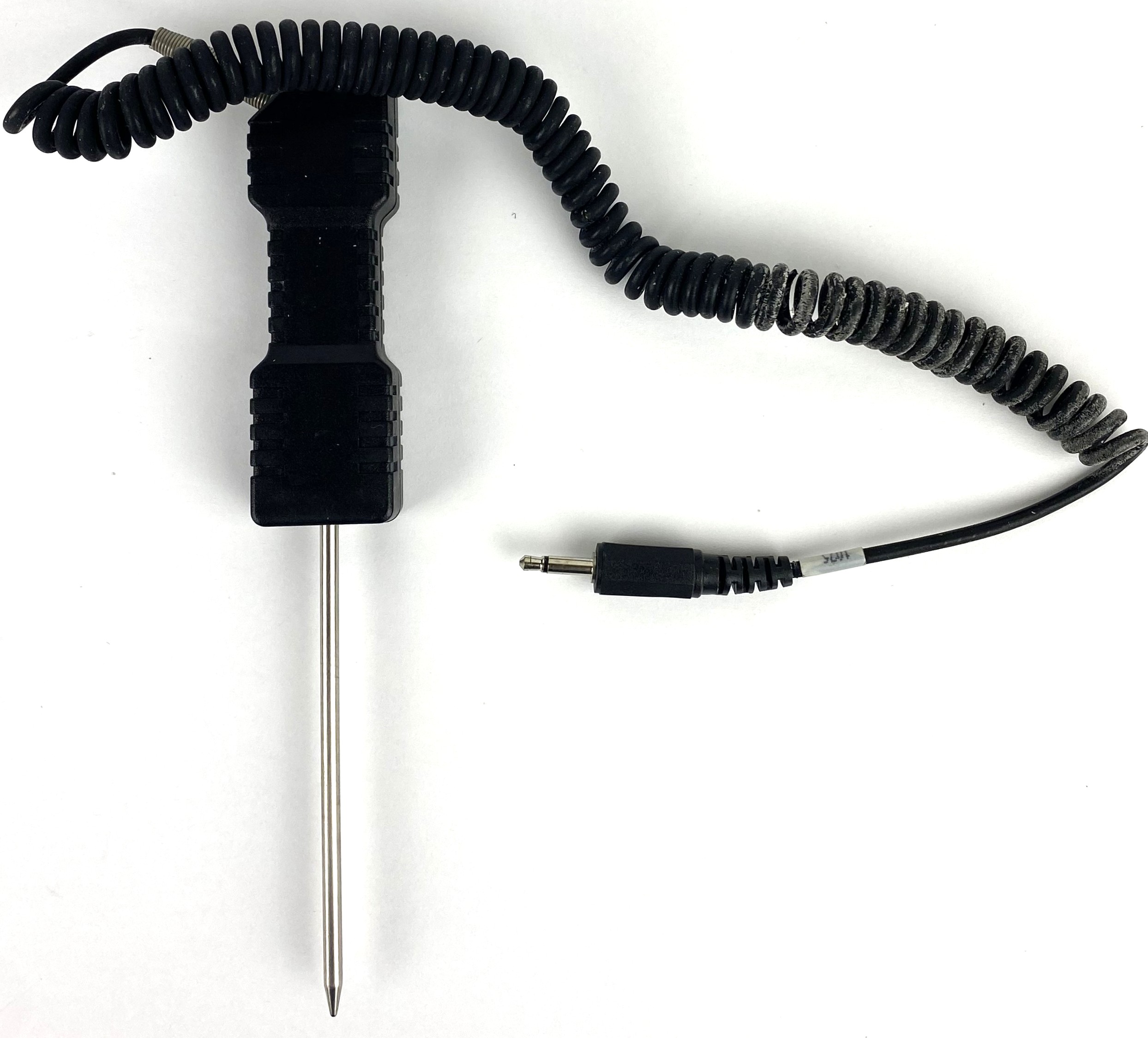 Used VWR 100A (61220-157) Digital Thermometer with Probe and Case