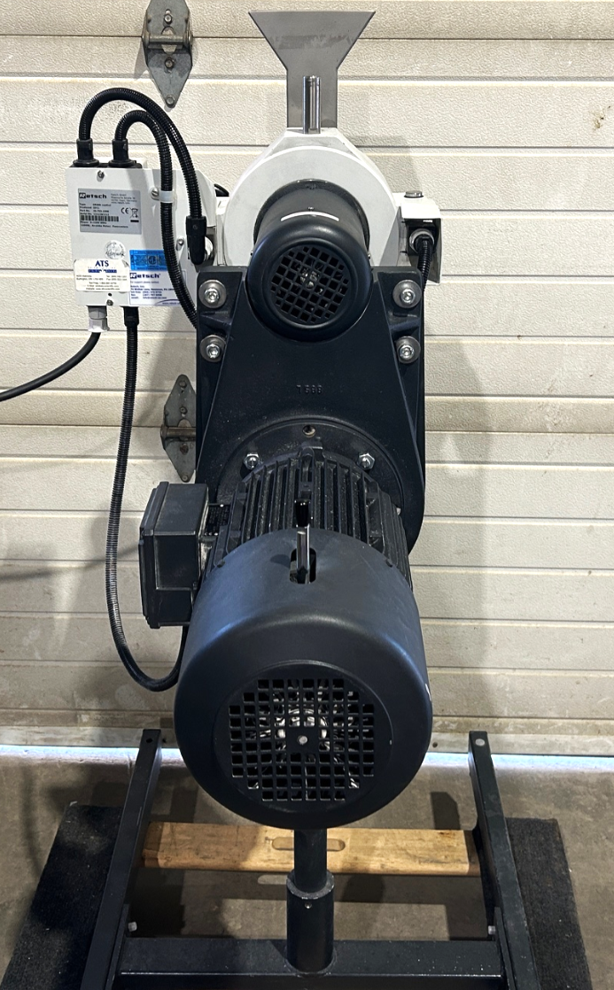 Used Retsch SR 300 Rotor Beater Mill