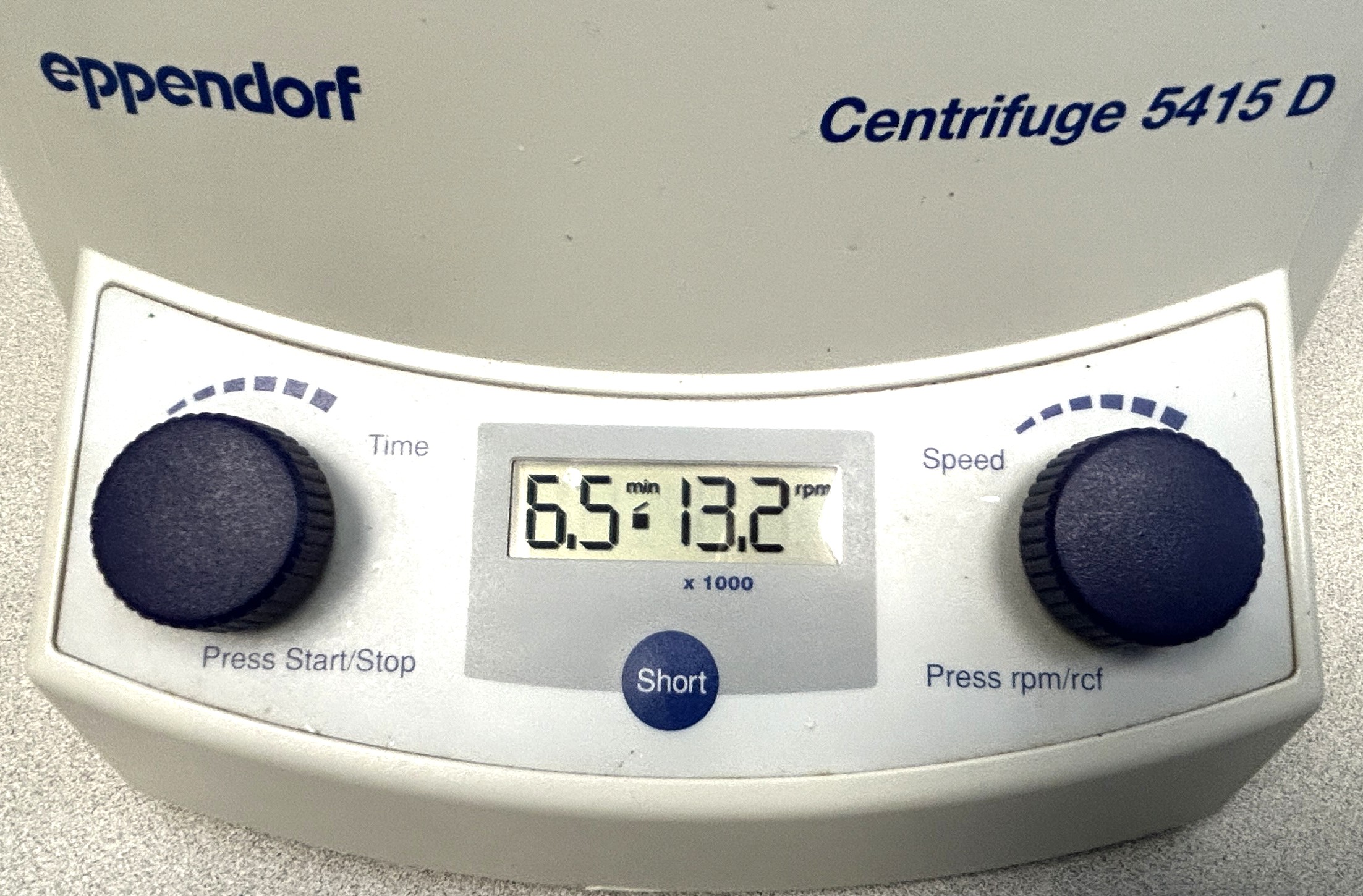 Used Eppendorf 5415D Digital Microcentrifuge (24 x 1.5mL)