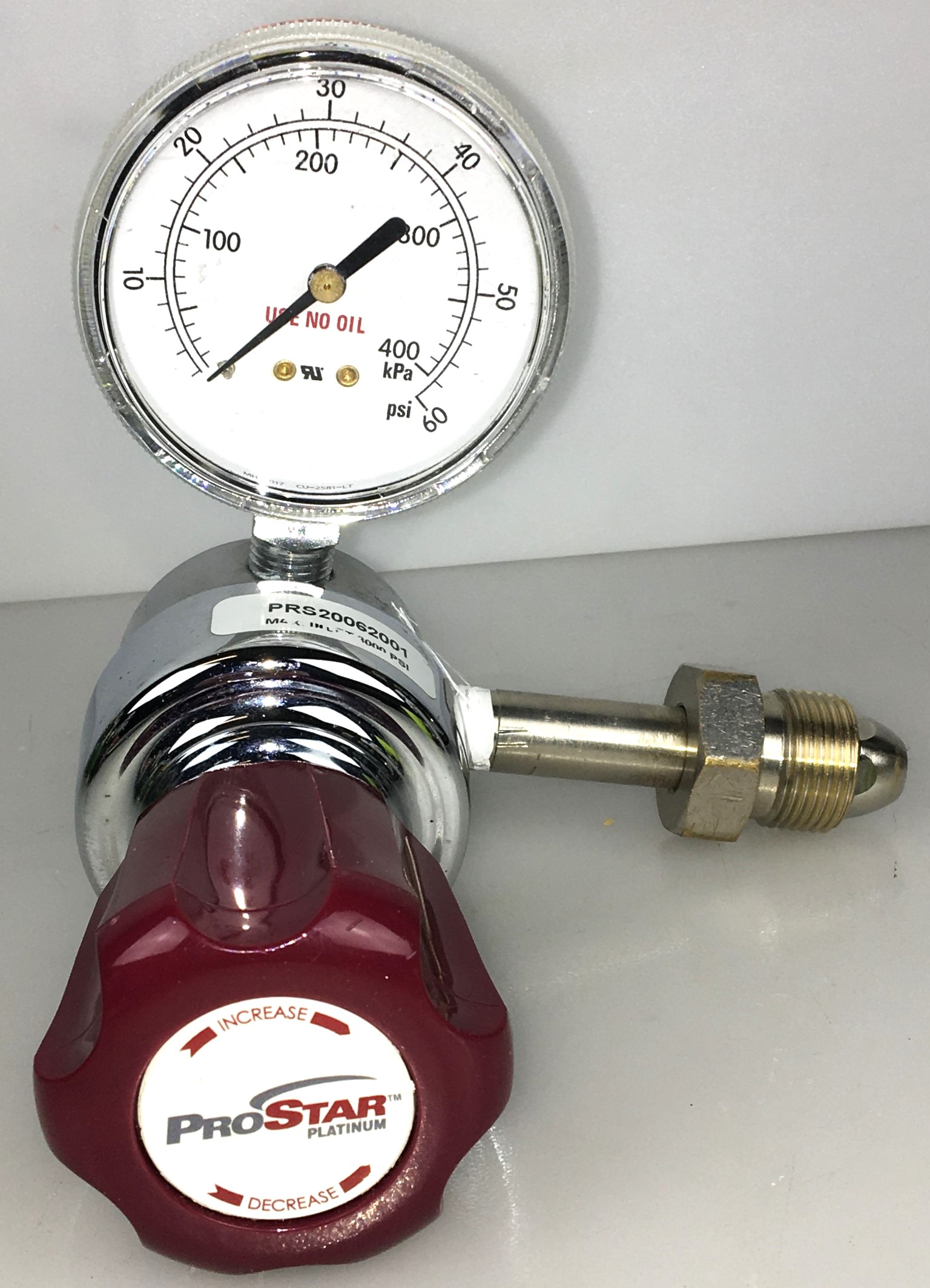 Used Praxair ProStar Platinum PRS20062001 Gas Regulator with Monel Hose (CGA 580)