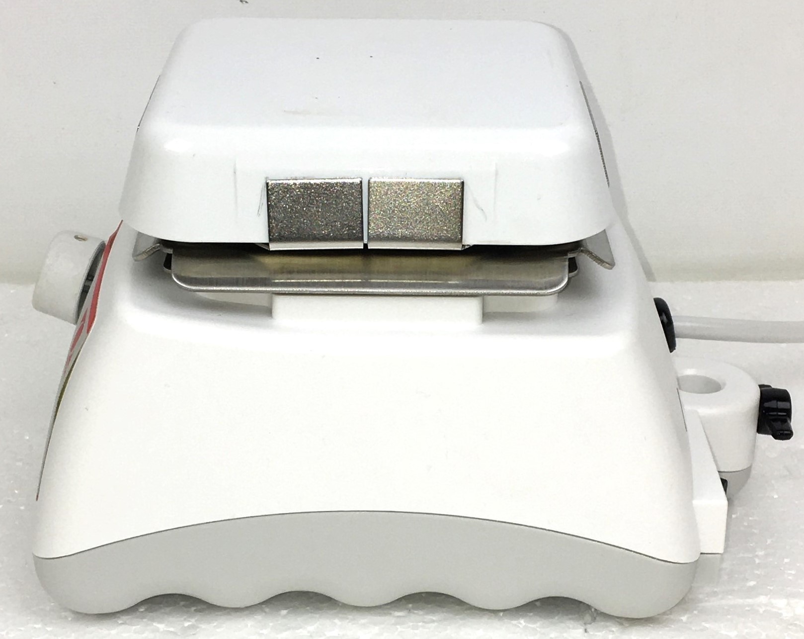 New Open Box Ohaus HSMNHP4CAL Hot Plate (4″ x 4″ Plate)