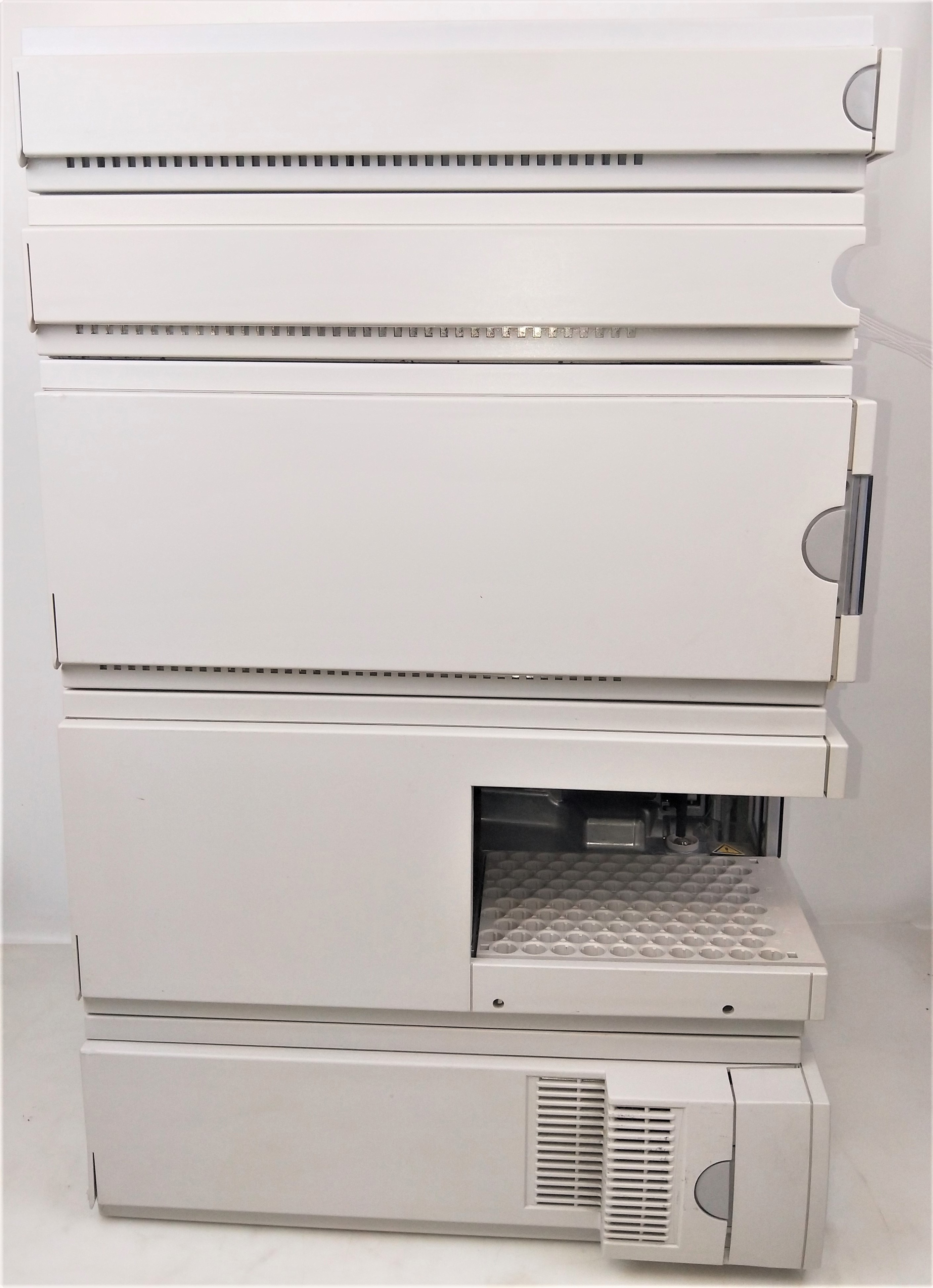 Used MDS Sciex API 3000 - Agilent 1100 HPLC-MS Spectrometer System