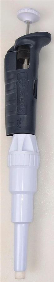 Used Gilson Pipetman Classic P5000 Pipettor (1000 to 5000 µL)