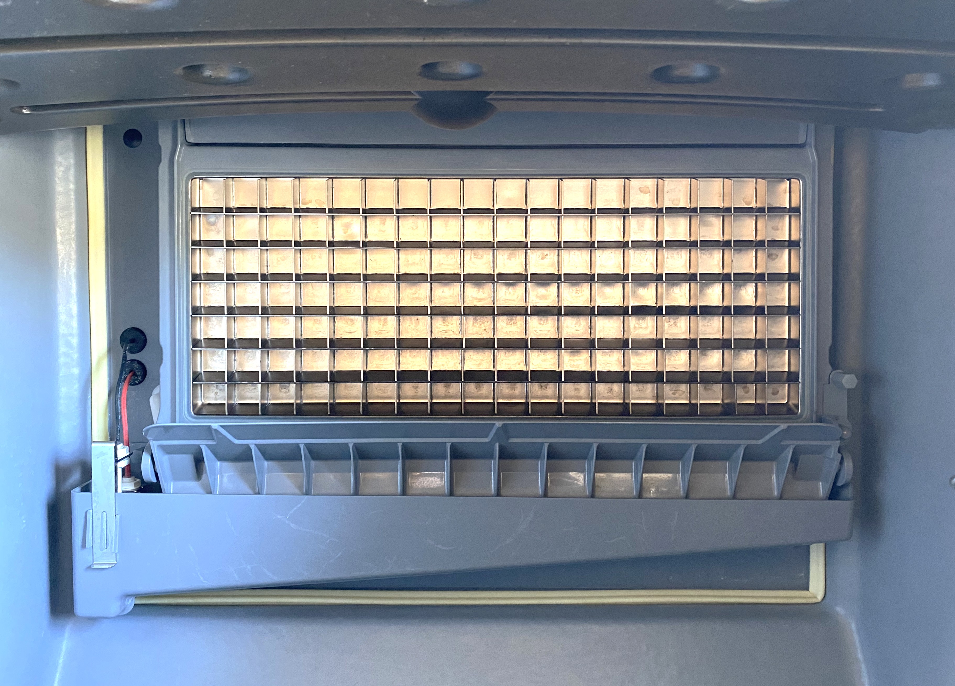 Used Manitowoc NEO 240 Undercounter Ice Machine