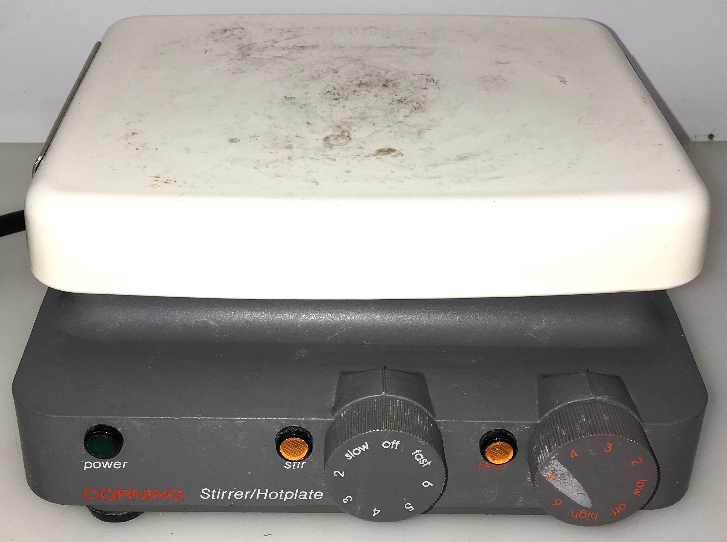 Used Corning PC320 Stirring Hot Plate (6" x 7.5" Plate) for Sale at Chemistry RG Consu...