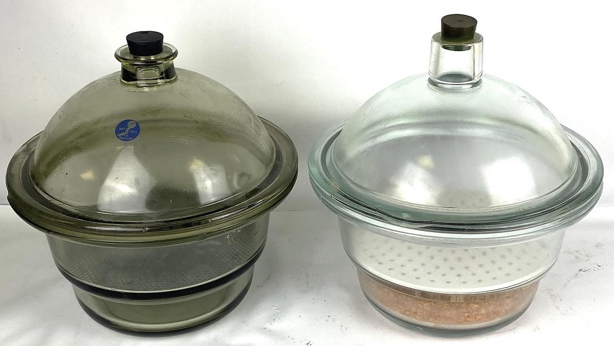 Used Jencons Dry Seal Glass Desiccator (254mm ID)