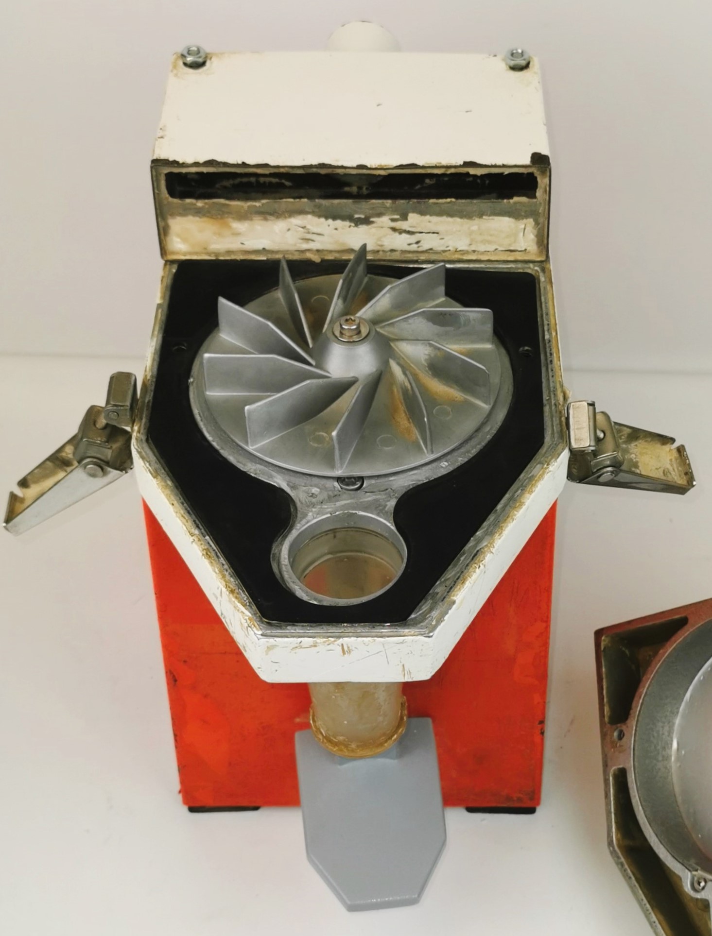 Used Foss Tecator Cyclotec 1093 Sample Mill