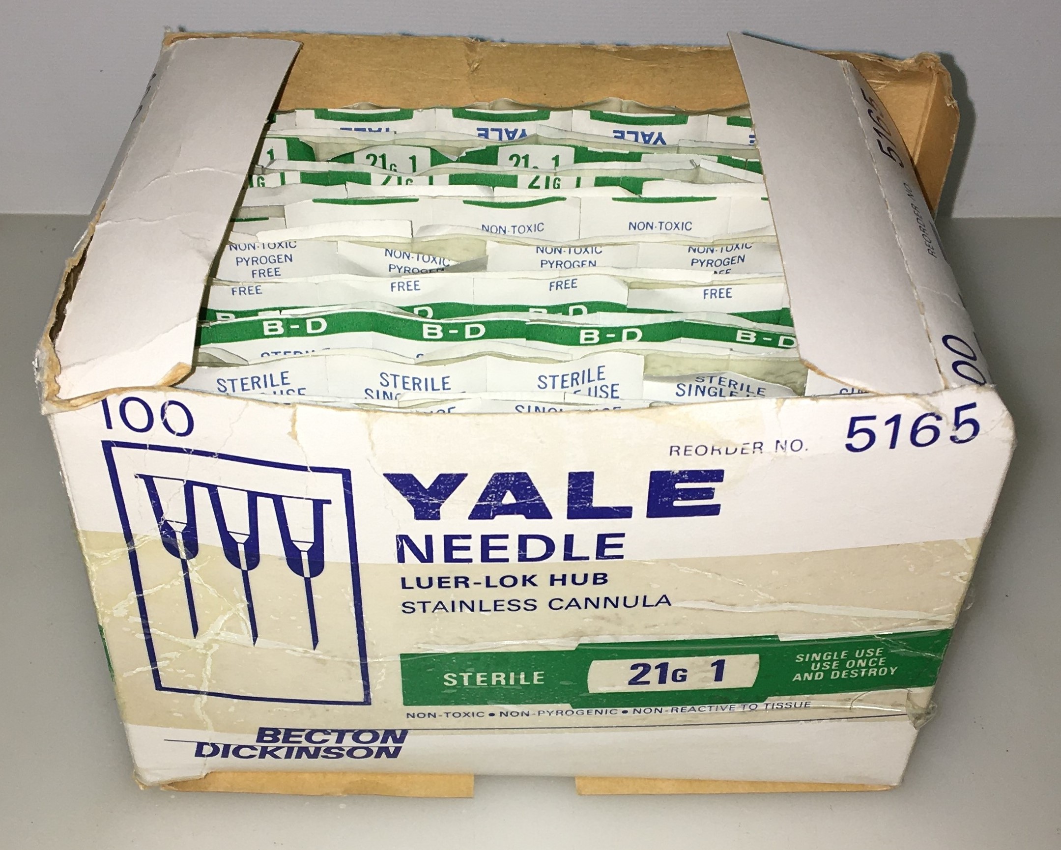 New Open Box B-D 305165 PrecisionGlide Hypodermic Needles 21G x 1" (Box of 100)
