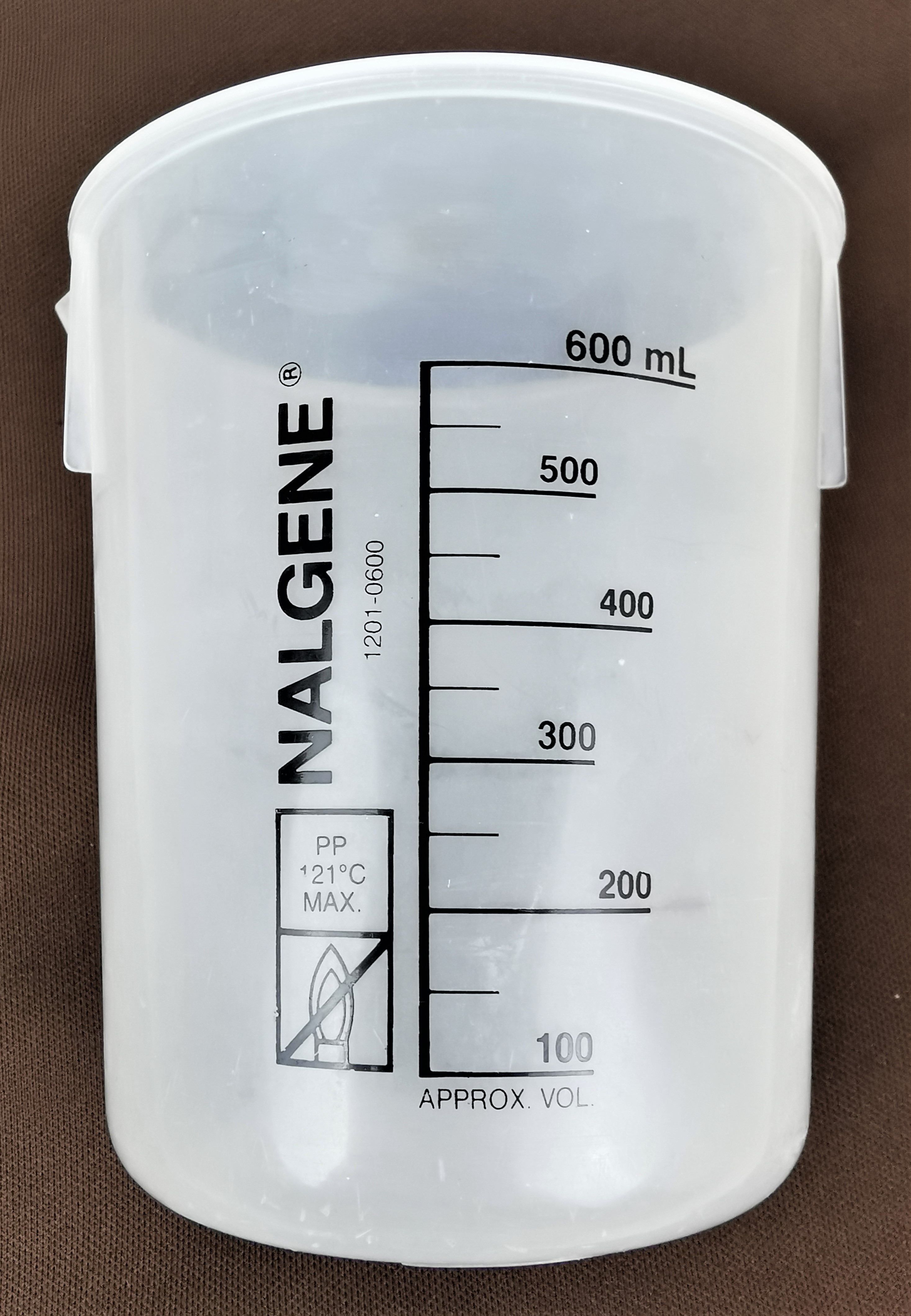 Used Lot of 98 Assorted Polypropylene Beakers