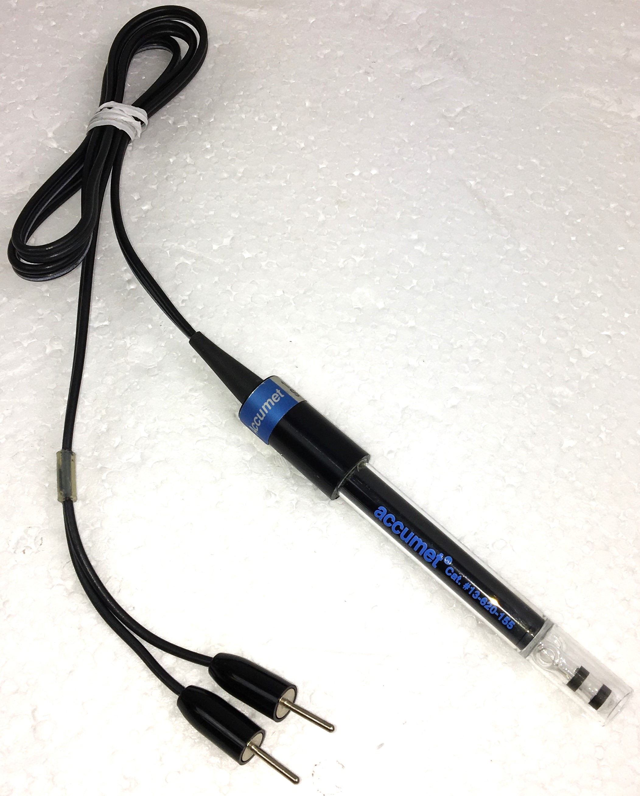 Used Fisher Accumet Basic AB30 Conductivity Meter with Probes and Support Arm