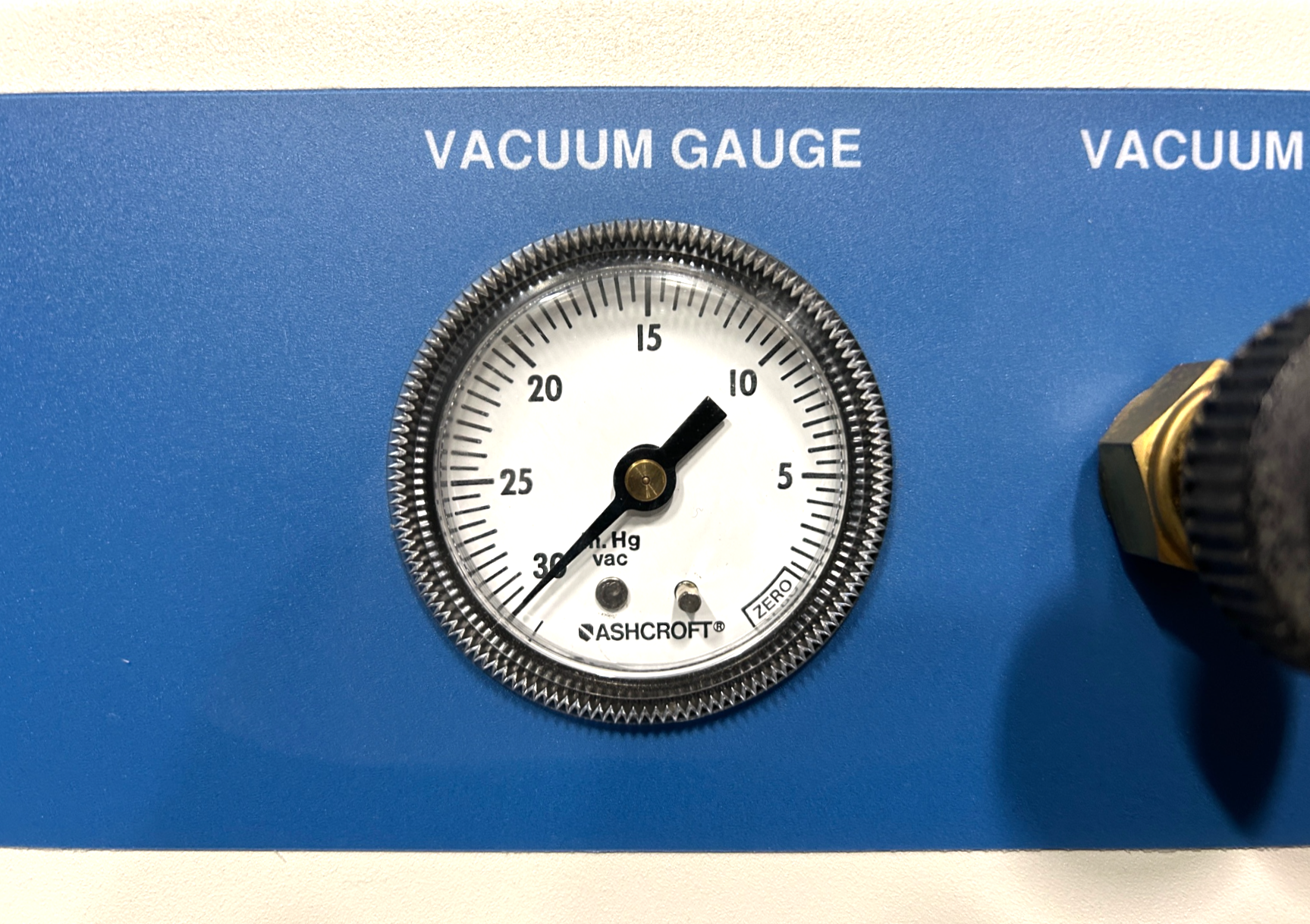 Used Lindberg Blue-M VO1218A Vacuum Oven (1.5 Cu-Ft)